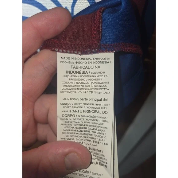 Colorado Avalanche MacKinnon Fanatics Breakaway Jersey Mens Medium NWT - Picture 7 of 7